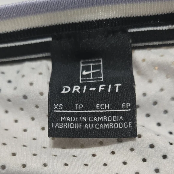 Nike Women's Court Paris Dri-FIT Long Sleeve Skull Tennis Top Sz XS - Picture 7 of 10